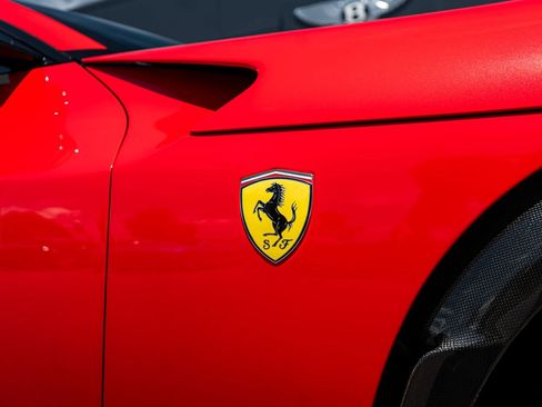 Used 2026 Ferrari Purosangue AWD/4WD image 17