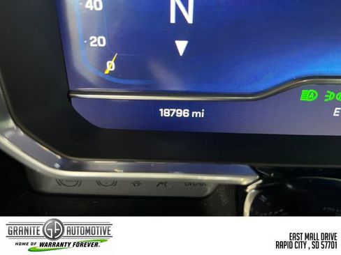 Used 2025 Chevrolet Silverado 2500 LT w/ Convenience Package AWD/4WD image 18