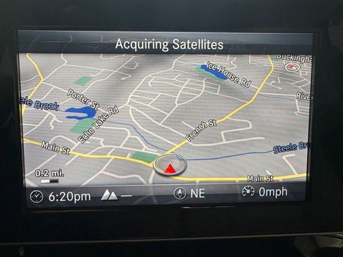 Used 2019 Mercedes-Benz GLC 300 4MATIC image 22