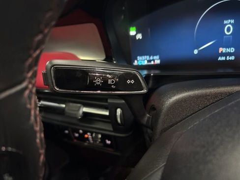 Used 2023 Lincoln Corsair Reserve w/ Rear Removable Package Tray AWD/4WD image 34