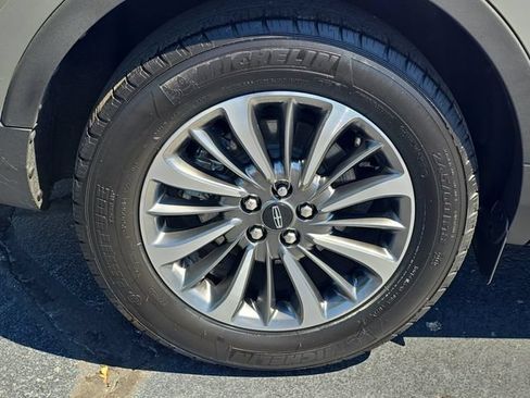 Used 2023 Lincoln Nautilus FWD image 29