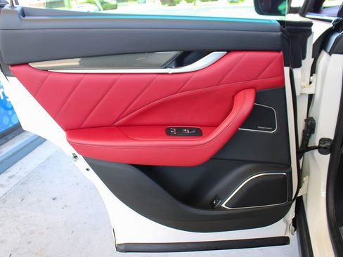 Used 2019 Maserati Levante S GranLusso AWD/4WD image 44