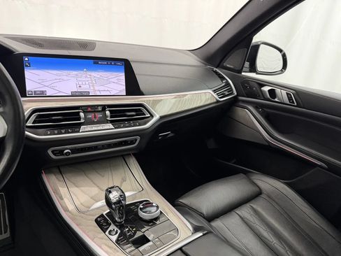 Used 2021 BMW X5 M50i w/ Executive Package AWD/4WD image 24