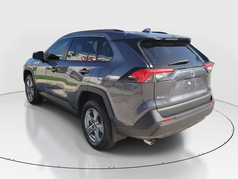 Used 2025 Toyota RAV4 XLE w/ Convenience Package FWD image 5