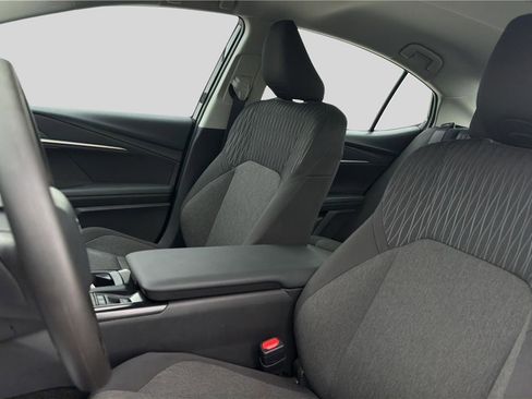 Used 2026 Toyota Camry LE FWD image 18