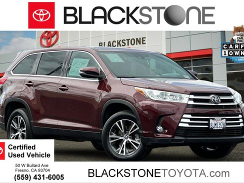 Certified 2019 Toyota Highlander Plus FWD image 1