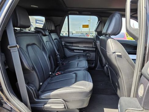 Used 2021 Ford Expedition Limited RWD image 32