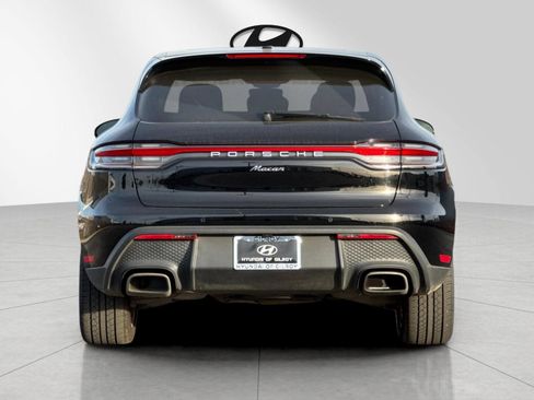 Used 2024 Porsche Macan AWD/4WD image 4