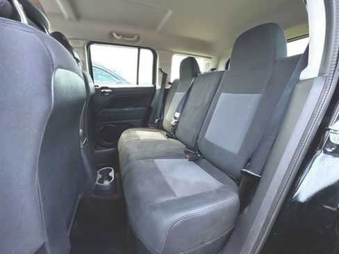 Used 2014 Jeep Patriot Sport w/ Power Value Group AWD/4WD image 22