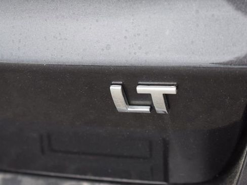 Certified 2017 Chevrolet Traverse LT w/ Style and Technology Package FWD image 12