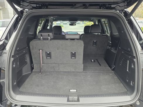 Certified 2025 Buick Enclave Sport Touring image 11