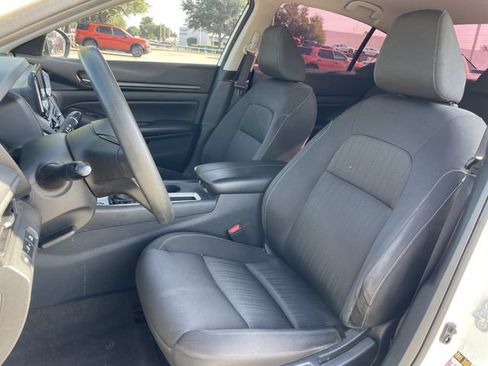 Used 2022 Nissan Altima 2.5 S FWD image 23