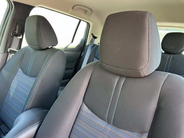 Used 2025 Nissan Leaf S FWD image 9