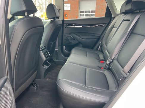 Certified 2025 Kia Seltos SX image 23