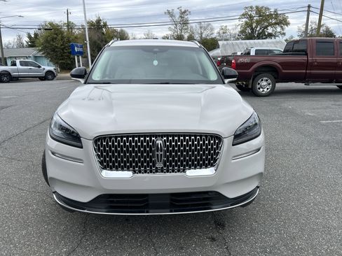 Used 2022 Lincoln Corsair FWD image 2
