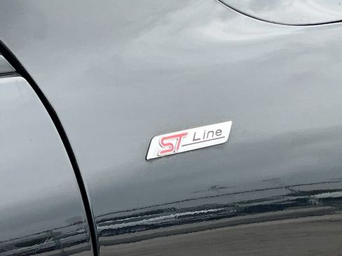 Used 2025 Ford Escape ST-Line FWD image 30