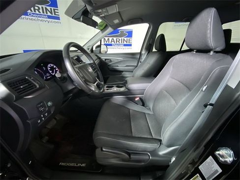 Used 2025 Honda Ridgeline Sport image 23