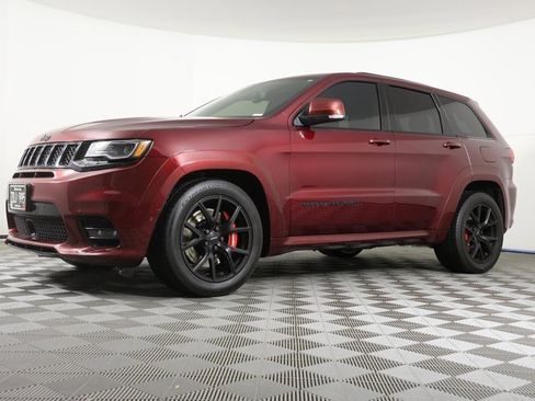 Used 2018 Jeep Grand Cherokee SRT image 1