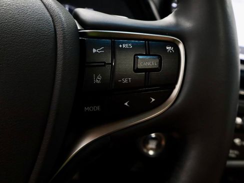 Used 2023 Lexus ES 250 w/ Premium Package image 28