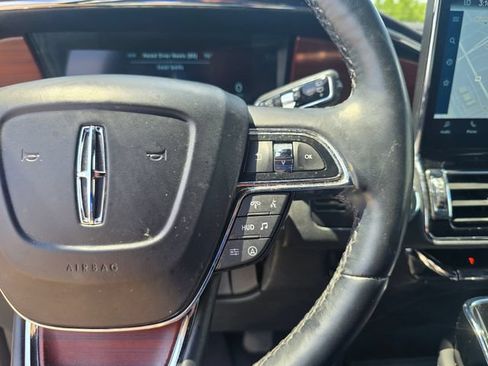Used 2023 Lincoln Navigator L Reserve AWD/4WD image 31
