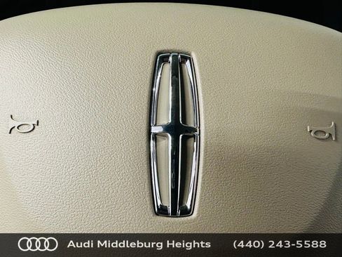 Used 2022 Lincoln Corsair Reserve w/ Equipment Group 201A AWD/4WD image 16