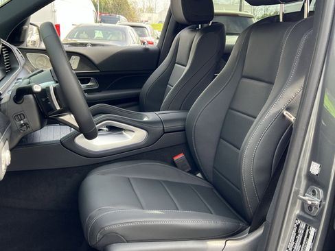 New 2026 Mercedes-Benz GLS 450 4MATIC image 11