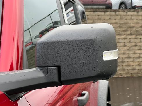 New 2025 Ford Bronco Badlands image 34