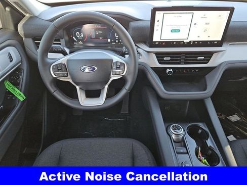 New 2026 Ford Explorer Active image 4