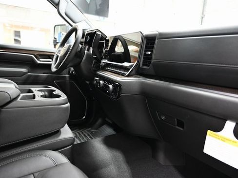 New 2026 Chevrolet Silverado 2500 LT w/ Z71 Chrome Sport Edition image 14