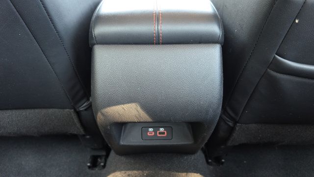 Used 2024 Nissan Altima 2.5 SR FWD image 11
