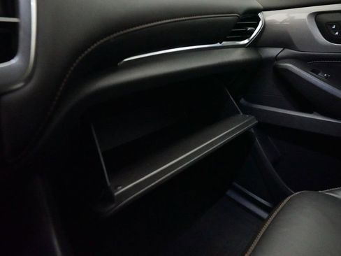 Used 2021 Chevrolet Traverse LT w/ LPO, Floor Liner Package AWD/4WD image 30