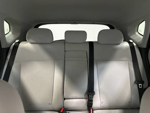 Used 2025 Hyundai Kona SEL FWD image 94
