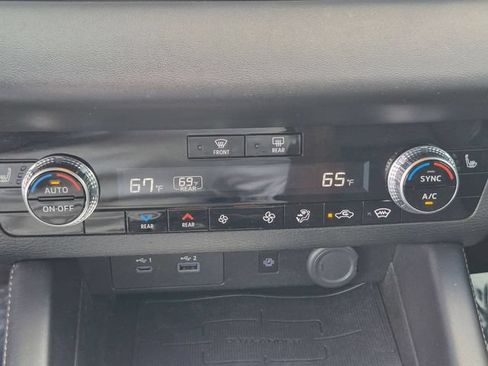 Used 2022 Mitsubishi Outlander SEL AWD/4WD image 22