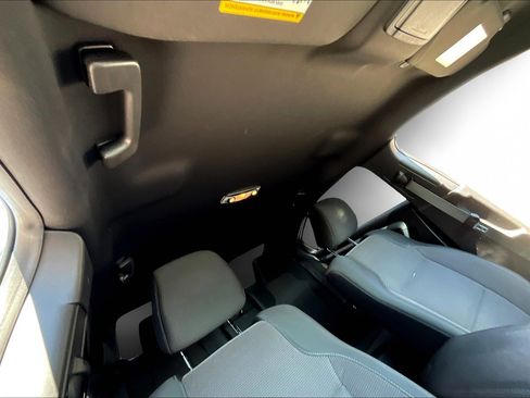 Used 2018 Ford Taurus SEL w/ Equipment Group 201A image 29