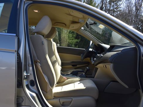 Used 2008 Honda Accord LX image 21