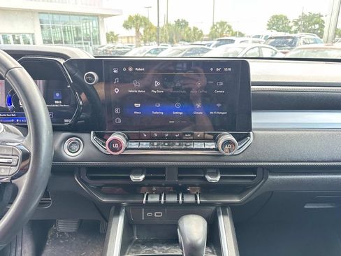 Certified 2025 Chevrolet Colorado LT AWD/4WD image 25
