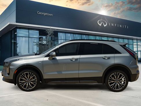 Used 2024 Cadillac XT4 Sport FWD image 6