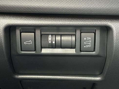 Used 2025 Subaru Forester Premium image 10