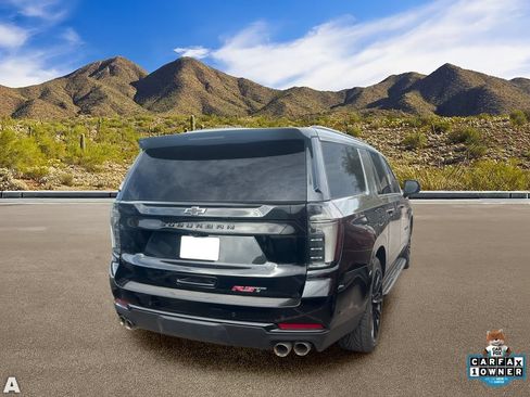 Used 2025 Chevrolet Suburban RST w/ RST Capability Package AWD/4WD image 4
