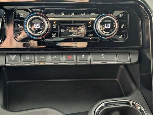 Certified 2025 GMC Sierra 2500 AT4 w/ AT4 Premium Plus Package image 24