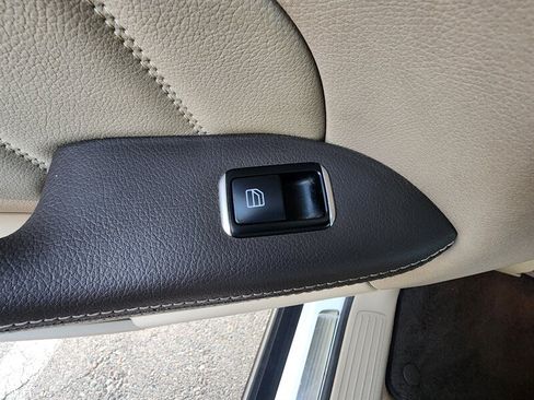 Used 2015 Mercedes-Benz GL 450 4MATIC w/ Lighting Package image 85