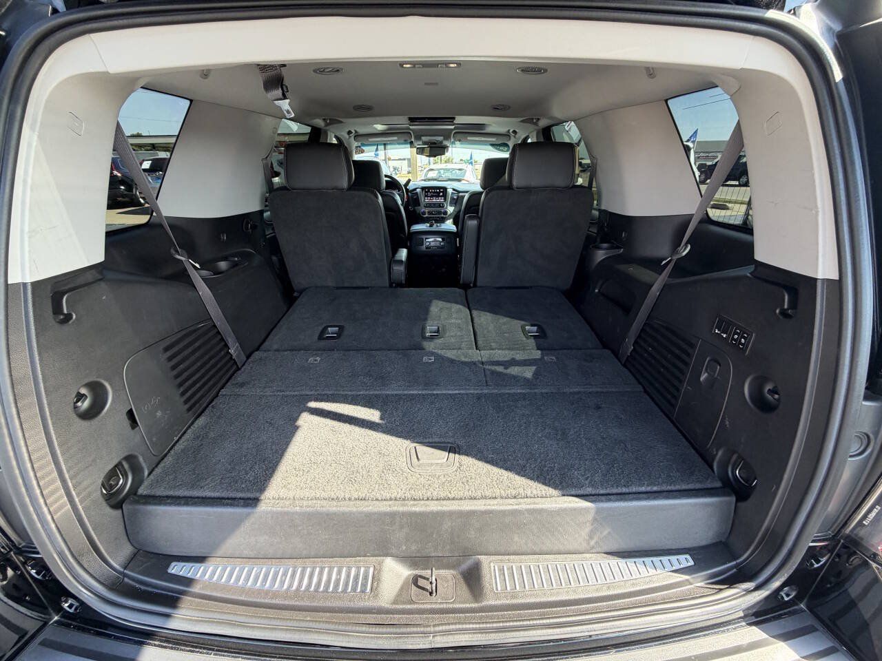 Used 2016 GMC Yukon Denali w/ Open Road Package AWD/4WD image 30