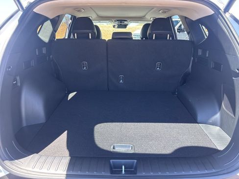 Used 2025 Hyundai Tucson Limited AWD/4WD image 16