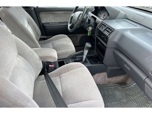 Used 1994 Eagle Summit LX image 15