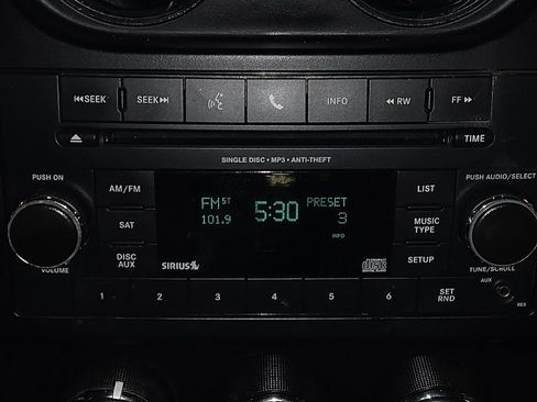Used 2017 Jeep Patriot Sport w/ Power Value Group FWD image 25