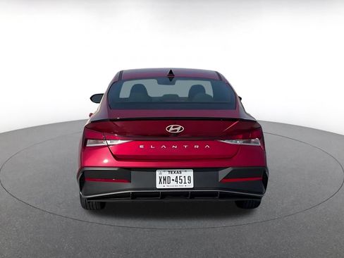 Used 2026 Hyundai Elantra Sport FWD image 12