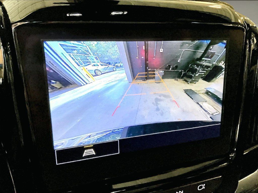 Used 2023 Chevrolet Traverse LT AWD/4WD image 20
