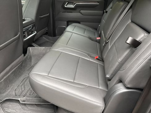 Used 2025 GMC Sierra 2500 SLT image 21