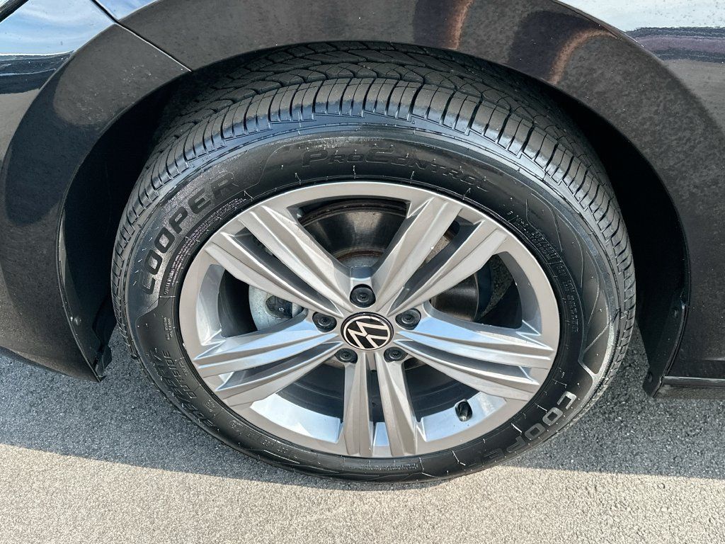 Used 2024 Volkswagen Jetta SE FWD image 24