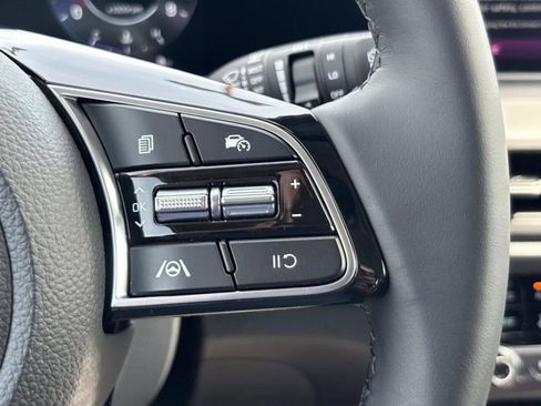 New 2026 Kia Seltos EX FWD image 24